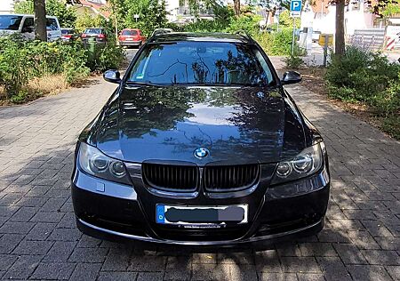 BMW 320i 320 Touring