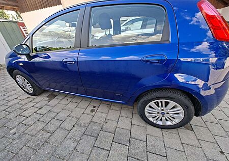 Fiat Grande Punto 1.4 16V Emotion (01.2007->)