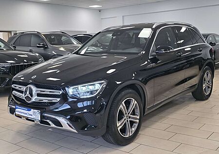 Mercedes-Benz GLC 220 d 4Matic*R-Cam*LED*Navi*TeiLeder*CarPlay
