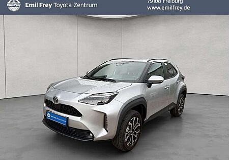 Toyota Yaris Cross Hybrid 130 Teamplayer mit Winter- und