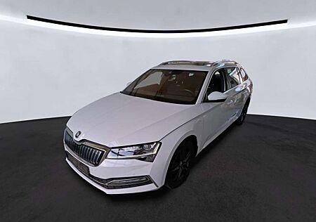 Skoda Superb COMBI iV L&K 19Z./ACC/AHK/PANO/MASSAGE/VC