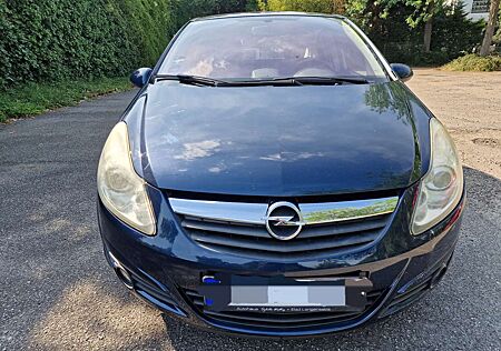 Opel Corsa 1.2 16V Automatik