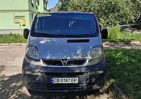 Opel Vivaro 2.5 CDTI L1H1 Life Edition