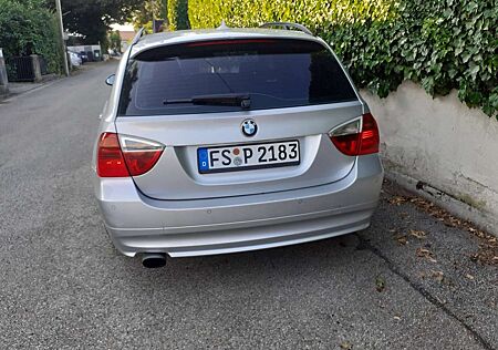 BMW 320d 320 DPF Touring Aut.