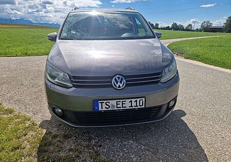 VW Touran Volkswagen 2.0 TDI DPF Comfortline.