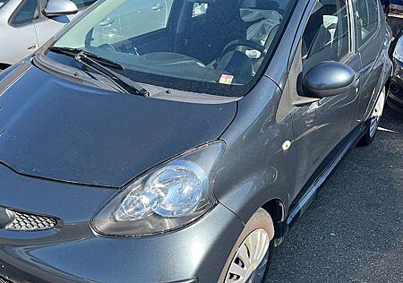 Toyota Aygo Cool - Tüv neu - original Km