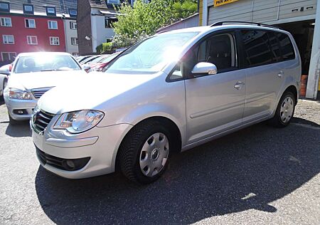 VW Touran Volkswagen United