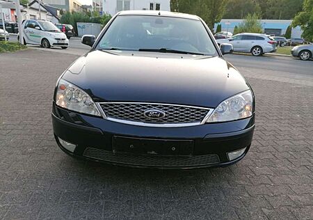 Ford Mondeo FuturaX.Klima.AHK.1Hand.Tüvneu.1A