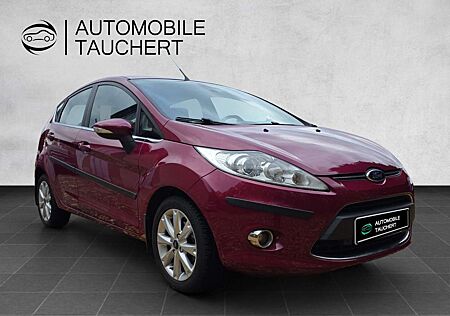 Ford Fiesta Titanium PDC Sitzheizung Frontscheibenhzg