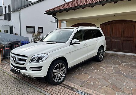 Mercedes-Benz GL 350 BlueTEC 4Matic 7G-TRONIC