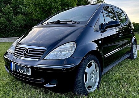 Mercedes-Benz A 170 CDI ELEGANCE Designo Bose Alcantara