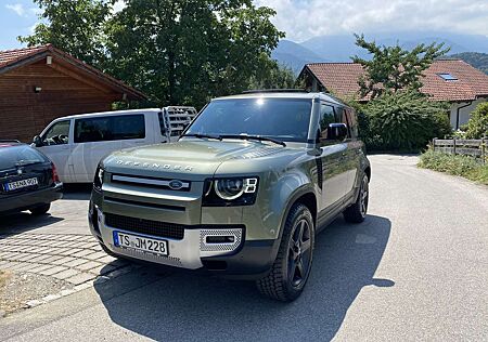 Land Rover Defender 110 D250 SE
