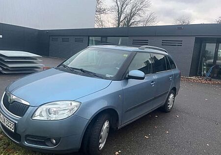 Skoda Fabia 1.4 16V Combi Style Edition
