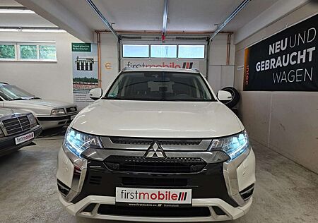 Mitsubishi Outlander Plug-in HybridOutlander*Aut*Navi*Kamera*AHK*1.Hd