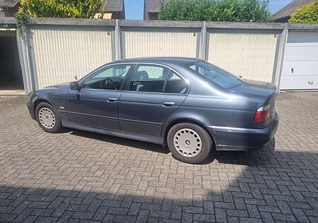 BMW 525i 525 5er