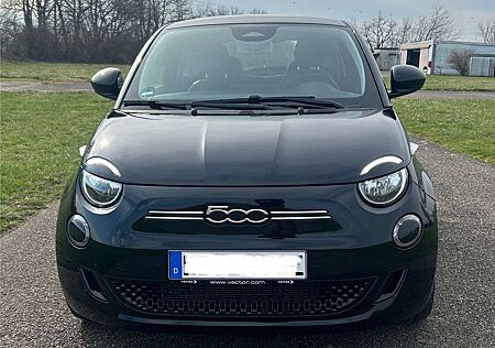 Fiat 500 Icon 42 kWh Vollausstattung Gewährleistung