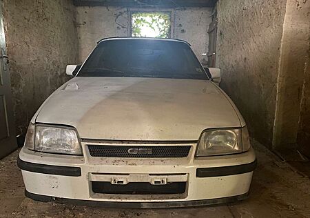 Opel Kadett E Cabrio 2.0i GSI