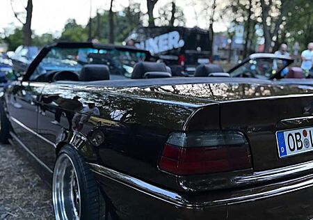 BMW 325i 325
