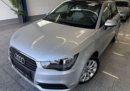 Audi A1 SPORTBACK*ATTRAC*AUTO*PANO*NAV*PDC*BLUE*SHZ