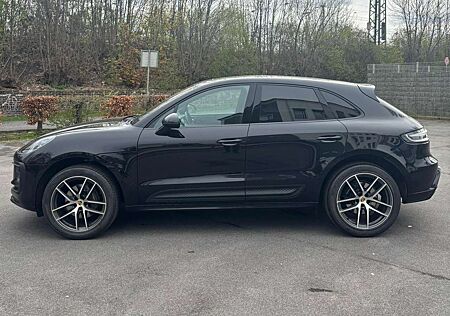 Porsche Macan PDK *PANO/AHK/20 Zoll/1.Hd.*