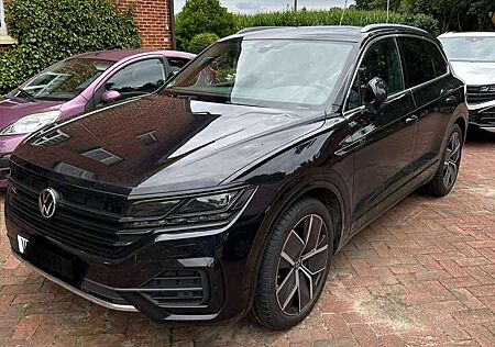 VW Touareg Volkswagen R-Line 4Motion