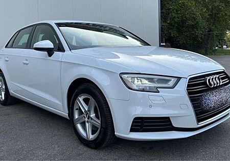 Audi A3 30 TDI Sportback S tronic