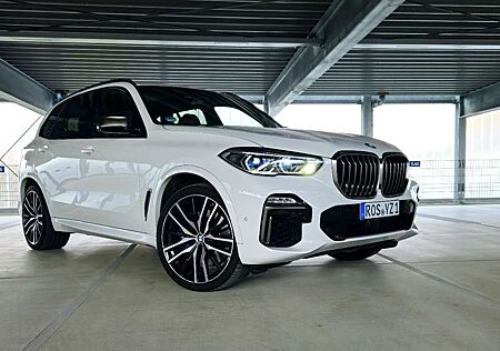 BMW X5 M M50d LASER MASSAGE NACHTSICHT STHZ PANO AHK 360KAM