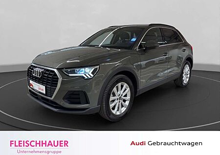 Audi Q3 45 TFSI e LED+ACC+NAVI+RFK+PDC V&H+SZH+LANE ASSIST