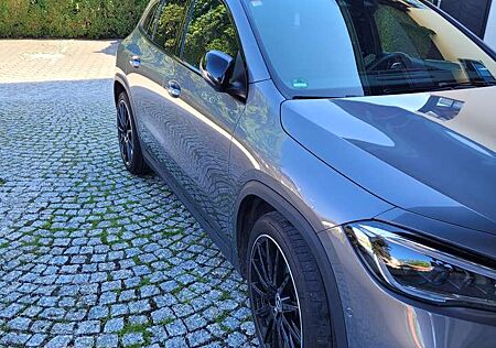 Mercedes-Benz GLA 250 4Matic Edition 1 (247.747)