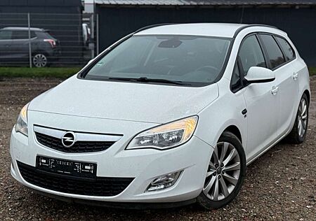 Opel Astra J Sports Tourer 150 Jahre /NAVI/AHK/SHZ
