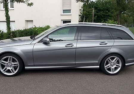 Mercedes-Benz C 200 T CGI 7G-TRONIC AMG Sportpaket