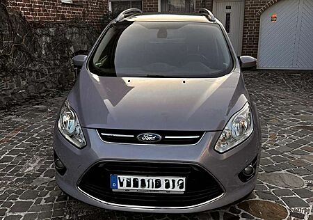 Ford Grand C-Max Grand+C-Max+2.0+TDCiTitanium