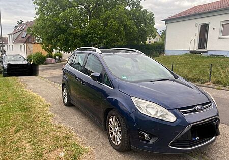 Ford Grand C-Max Titanium