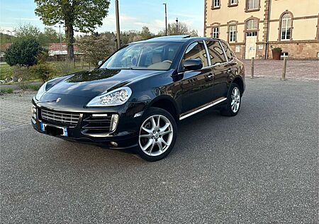 Porsche Cayenne 3.0D V6
