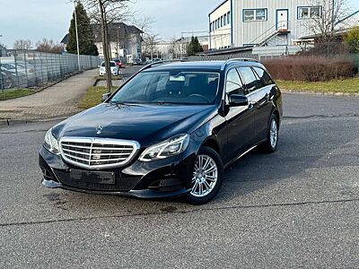 Mercedes-Benz E 220 E T-Modell E 220 CDI BlueEfficiency*Autom.*Navi