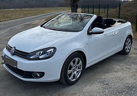 VW Golf Cabriolet Volkswagen Golf Cabrio 2.0 TDI BlueMotion Technology Cup
