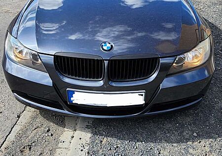 BMW 320i 320