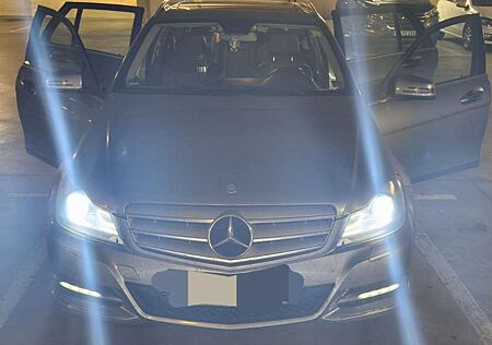 Mercedes-Benz E 220 T CDI Automatik Avantgarde