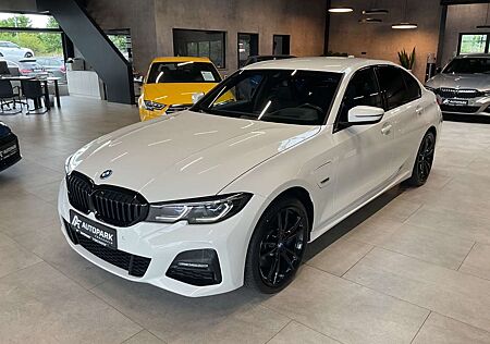 BMW 330 e xDrive M Paket AHK HiFi HuD Laserl. 19"