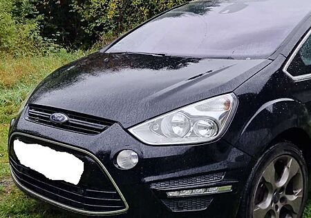 Ford S-Max Diesel 2.0 TDCi DPF Titanium
