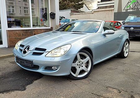 Mercedes-Benz SLK 350 7G* 8 AMG Felgen 18 Zoll* Xen* Navi*Leder*Klimaaut