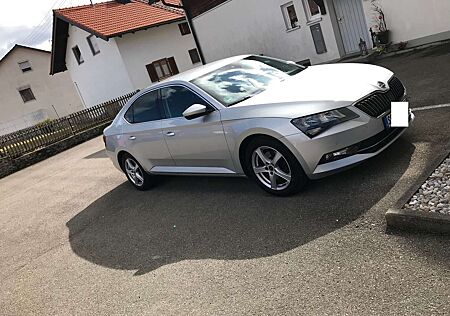 Skoda Superb 2.0 TDI Ambition