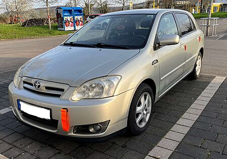 Toyota Corolla 1.6 VVT-i Sol