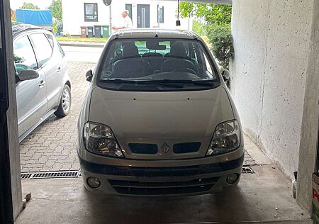 Renault Scenic 1.6 16V Expression