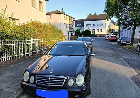 Mercedes-Benz CLK 320 Coupe Elegance