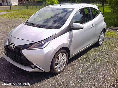 Toyota Aygo Aygo x-play touch*Klima*Tempomat*Kamera*Tüv neu*