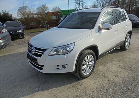 VW Tiguan Volkswagen Sport 4Motion TÜV NEU 1 Hand AHK Navi