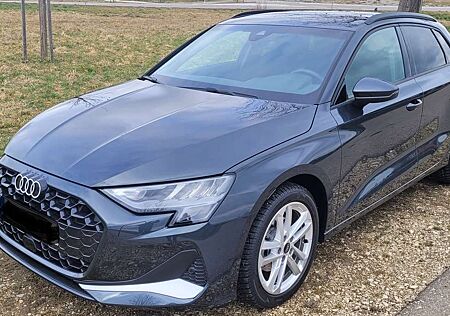 Audi A3 35 TFSI Sportback S tronic , AHK, ACC