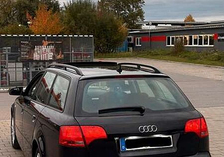 Audi A4 1.8 T B7 SCHECKHEFT!!!