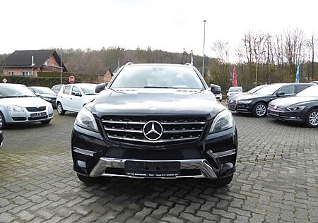 Mercedes-Benz ML 350 BlueTEC 4MATIC Edition 1